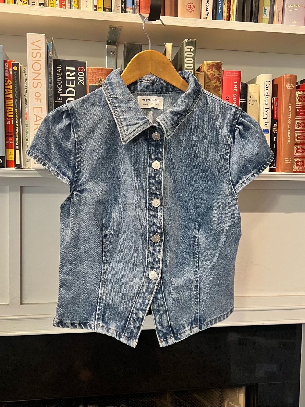 Peppermayo Women's Denim Button Down Short Sleeve Collared Shirt